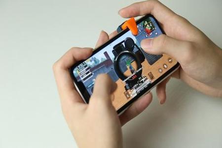 和平精英手机分屏辅助技术(和平精英手机的辅助瞄准) 和平精英手机分屏辅助技术(和平精英手机的辅助瞄准)